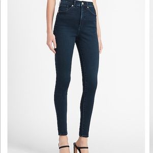 Express Super High Rise Jean Legging.